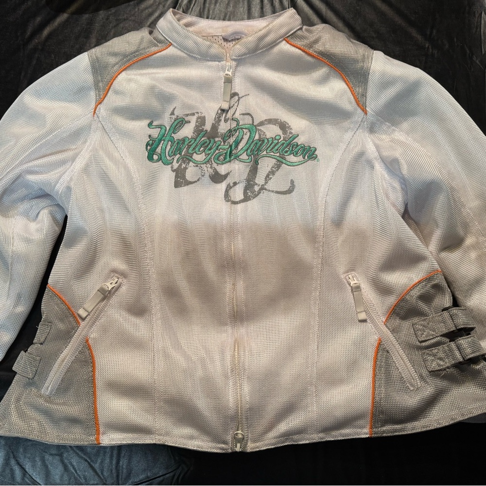 Harley-Davidson White and Gray Utility Jacket with Sporty Design